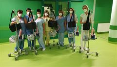 P�ístroje AIRVO 2 pou�ívají metodu NHF, kdy je pacientovi aplikován kyslík...