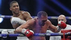 Anthony Joshua ni�í Kubrata Puleva.