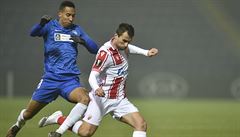 Zleva Jhon Mosquera z Liberce a Milan Gaji� z B�lehradu.