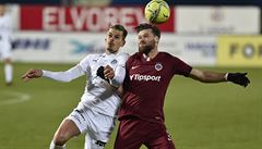 Utkání 11. kola první fotbalové ligy: 1. FC Slovácko - Sparta Praha, 13....