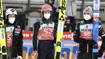 Německý skokan na lyžích a nedávný mistr světa v letech Karl Geiger vyhrál v...