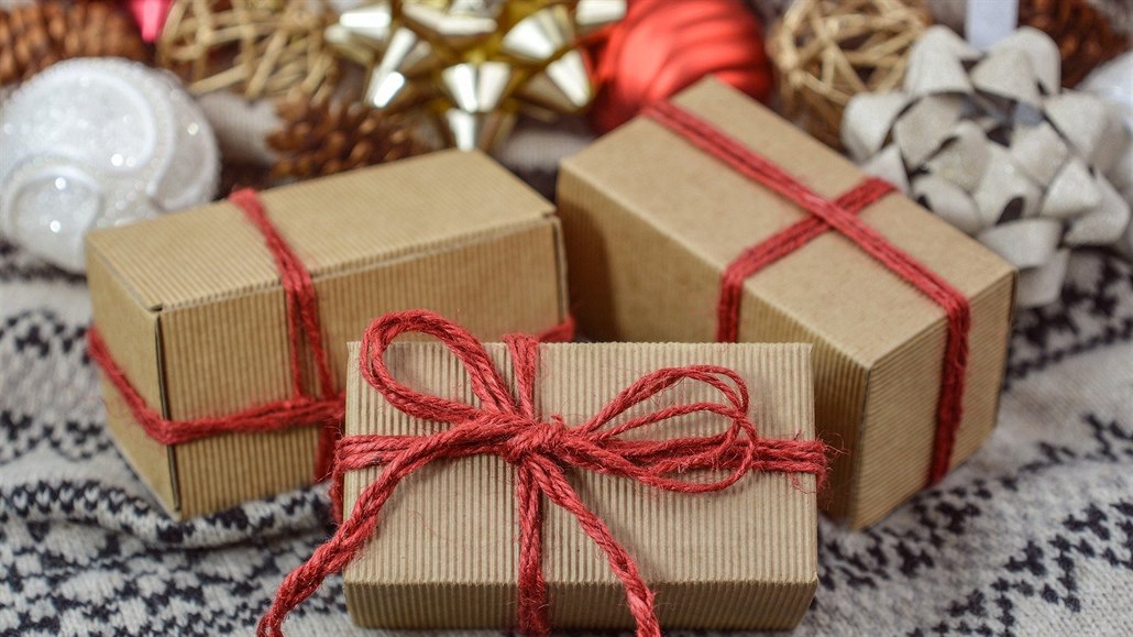 Vánoce jsou ideálním asem i pro dary lidem v nouzi.