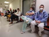 Zdravotníci zaali 27.12.2020 okovat ve Fakultní nemocnici v Motole.