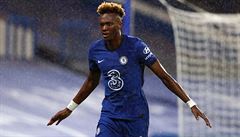 Chelsea v londýnském derby porazila West Ham 3:0.