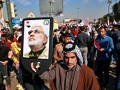 Desetitisíce Iráan se dnes, v den prvního výroí zabití elitního íránského...