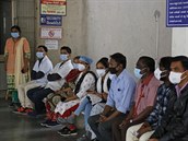 Kontroverze v Indii probíhá kolem domácí vakcíny Covaxin. Tu toti CDSCO...