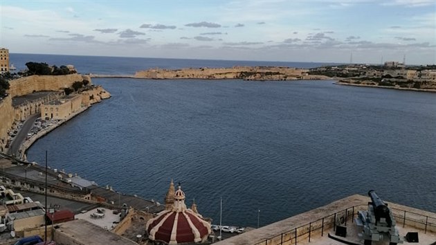 Pohled z hradeb ve Vallettě