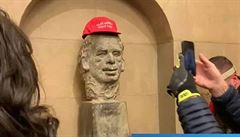 A také trocha �eského kontextu - kdo by to byl tu�il, �e prezident Havel byl...