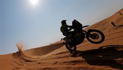 OBRAZEM: Zrádné duny, všude písek a prach. Dakar má za sebou první závodní týden