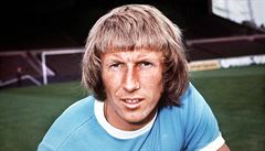 Anglie ple. Zemela legenda Manchesteru City a bval reprezentant Albionu Colin Bell