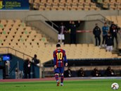 Lionel Messi  odchází po vylouení ze hit.