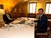 Prezident Milo Zeman pátelsky pivítal na Praském hrad pi píleitosti...