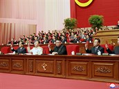 Severokorejský vdce Kim ong-un na stranickém sjezdu.