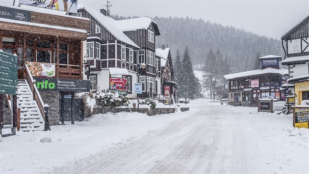 �pindler�v Mlýn zeje prázdnotou.