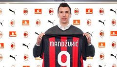 Mario Mandžukič podepsal smlouvu s AC Milan. | na serveru Lidovky.cz | aktuální zprávy