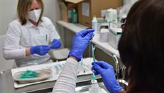 Praha chce jednat s Blatným o postupu očkování proti covidu, žádá zvýšení kompetencí pro krajského koordinátora