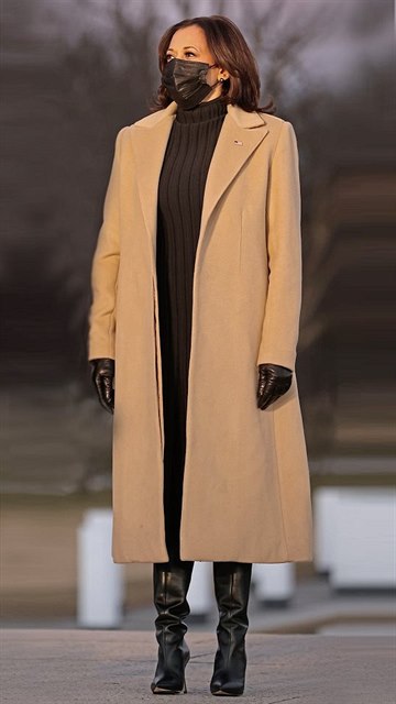 Kamala Harrisová oblékla svůj nejvýraznější model v předvečer inaugurace –...