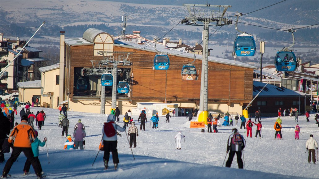 Bulharský skiareál Bansko