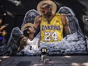 Fanouci vzpomínají rok od smrti na Kobeho Bryanta.