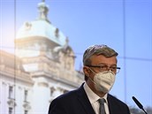 Vicepremiér Karel Havlíek vystoupil v Praze na tiskové konferenci po jednání...