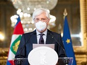 Ugo Zampetti oznamuje rezignaci premiéra Giuseppe Conteho.