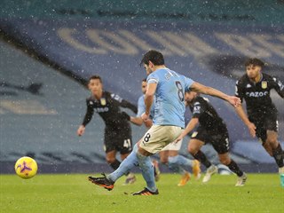 Fotbalist Manchesteru City v anglick lize porazili Aston Villu