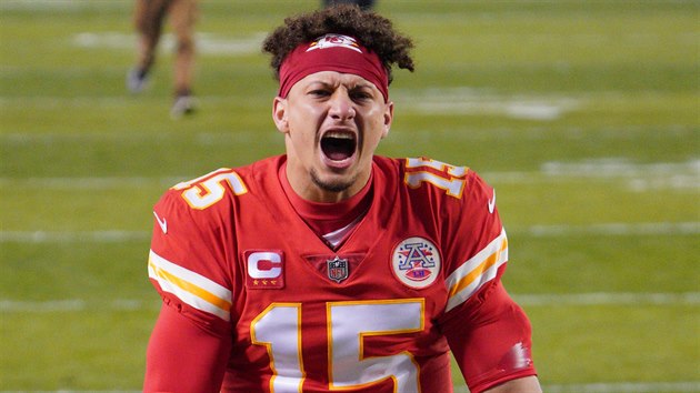 Quarterback Patrick Mahomes (15) z Kansas City Chiefs slaví postup do Super...