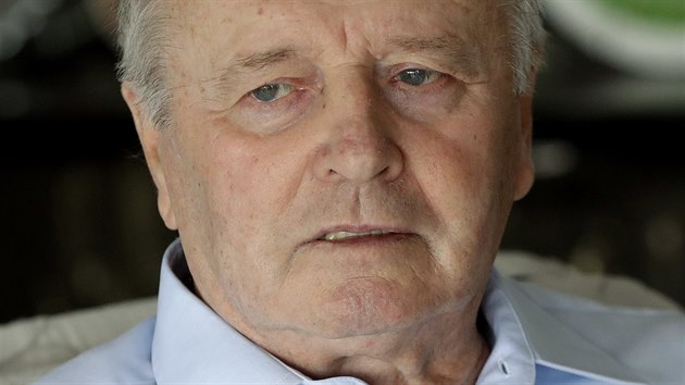 Ve vku 84 let zemel 26. ledna 2021 bývalý úspný fotbalový trenér Jozef...