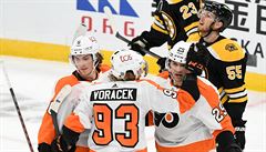 Hokejový útoník Jakub Voráek pihrál ve tvrtením utkání NHL na ti branky...