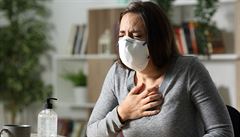 Lidem s chronickými obtížemi roušky nesvědčí, říká předseda spolku proti plicním nemocem