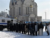 Policie ve Vladivostoku, kde ji zaaly protesty proti uvznní opoziního...