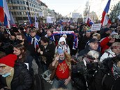 Na Václavském náměstí demonstrovaly stovky lidí proti opatřením, akci pořádala iniciativa ‚Jsme lidi, nás nevypnete‘