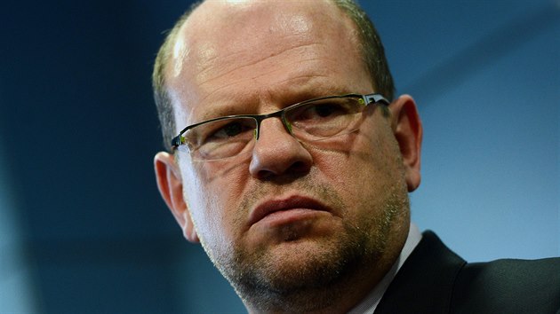 Ve vku 58 let zemel bývalý prezident Hospodáské komory Petr Kuel (na snímku...