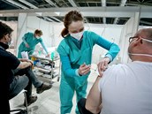 Kampaň k očkování se objeví v televizi, rádiu i v tisku. Ministerstvo za ni zaplatí 50 milionů korun