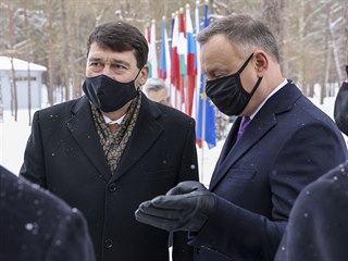 Janos Ader, prezident Maarska (vlevo), se svm polskm protjkem.