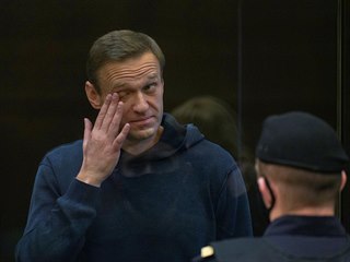 Alexej Navalnyj u moskevskho soudu.