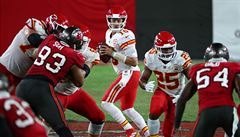 Quarterback Kansas City Chiefs Patrick Mahomes v akci.