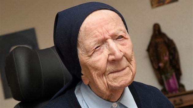 Nejstarší Evropanka prodělala covid bez potíží. ‚Vůbec jsem se nebála,'  říká 117letá řádová sestra | Zajímavosti | Lidovky.cz