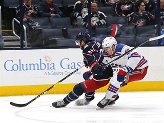 Tom Hjek v barvch New York Rangers.