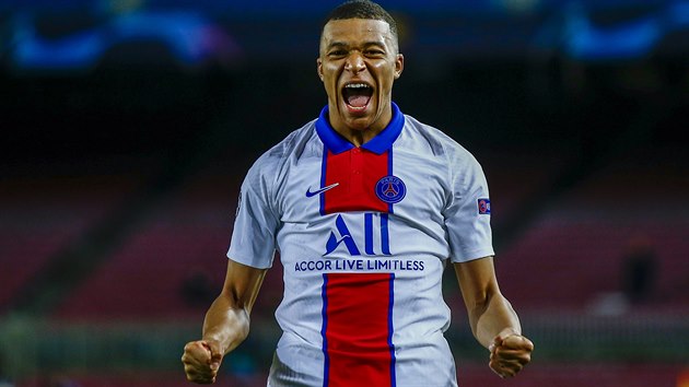 Radost Kyliana Mbapp�ho po vst�elen� branky do s�t� Barcelony.