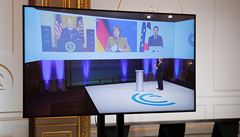 Mnichovské bezpe�nostní konference se zú�astnil Joe Biden (vlevo), Angela...