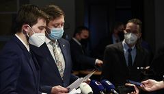 V Poslanecké sn�movn� op�t jednají vládní a opozi�ní politické strany zejména o...