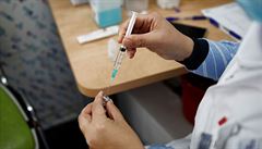 O�kování proti covidu v Izraeli.