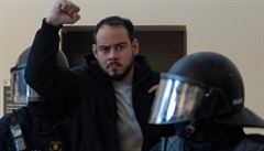 Španělský rapper jde do vězení kvůli kritice monarchie. Podporuje ho i česká europoslankyně