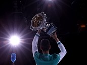 Novak Djokovi slaví titul z Australian Open 2021.