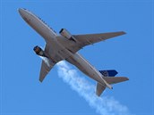 Letadlu United Airlines krátce po startu z letit v Denveru zaal hoet jeden...