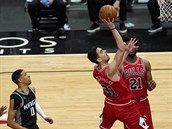 Tomá Satoranský z Chicago Bulls v zápase proti týmu Sacramento Kings.
