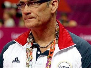 Trenr americkch gymnastek John Geddert