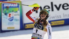 Mistryní světa ve slalomu je Rakušanka Katharina Liensbergerová.