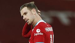 Zklamaný kapitán Liverpoolu John Henderson. | na serveru Lidovky.cz | aktuální zprávy